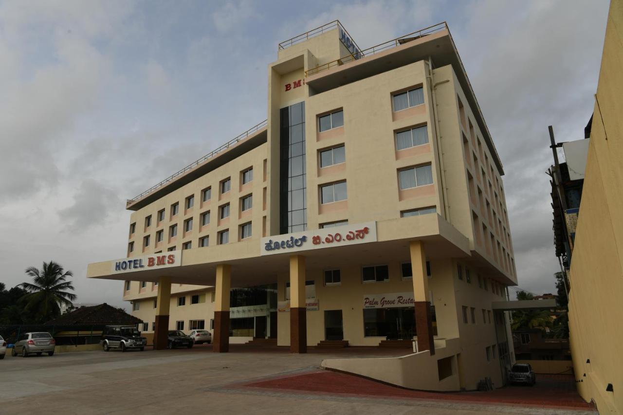 Hotel Bms Mangalore Eksteriør billede